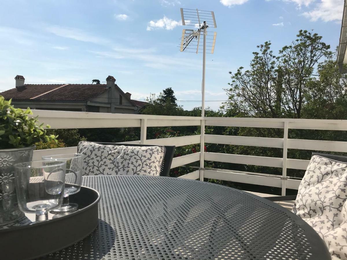 N&N Apartments Jadranovo Eksteriør bilde